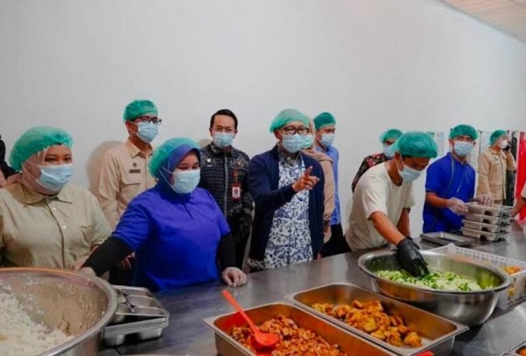 Seluruh Dapur MBG Wajib Patuhi Aturan Perizinan SLHS