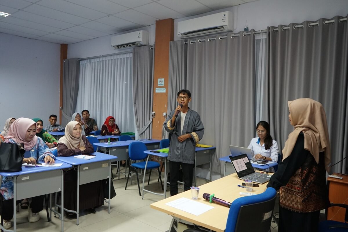 Guru Penggerak Penjaga Eksistensi Bahasa Lampung