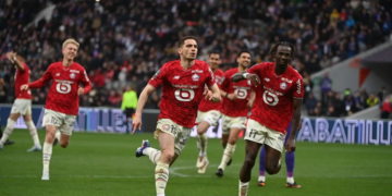 pemain lille rayakan kemenangan