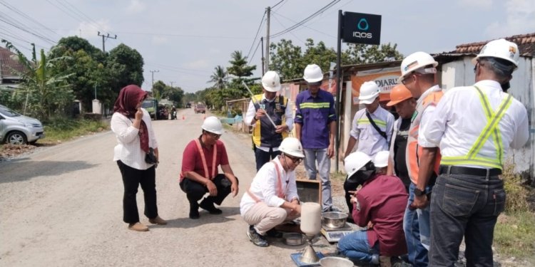 Pemprov Lampung Bangun 16 KM Ruas Rigid Beton di Lampung Tengah
