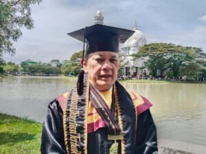 Ratusan Mahasiswa UIN Raden Intan Lampung Diwisuda, Firsada Raih Doktor Terbaik Jadi Inspirasi