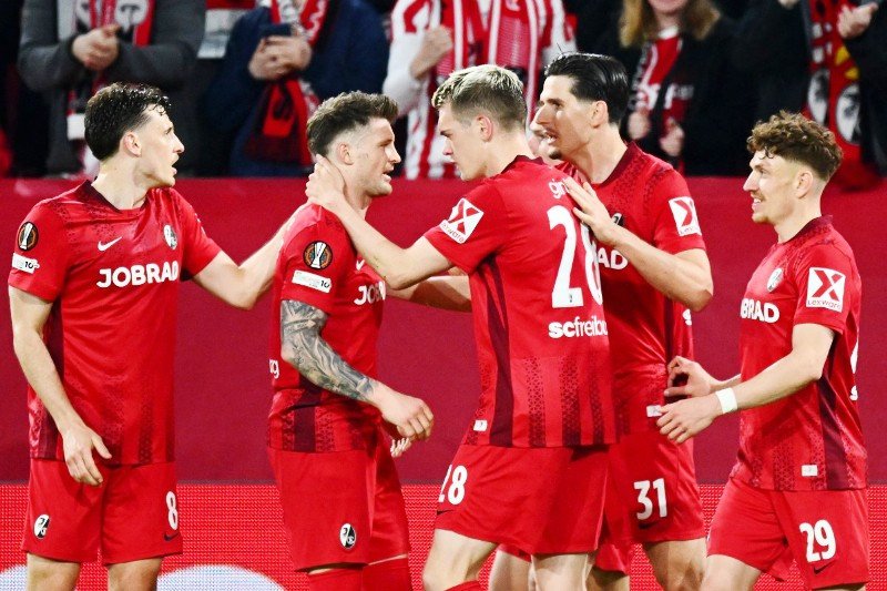 SC Freiburg Cetak Sejarah dengan Melenggang ke Final Liga Europa