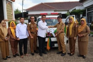 Pemkab Lampung Utara Terima Mobil Ambulans dari CSR PTPN III