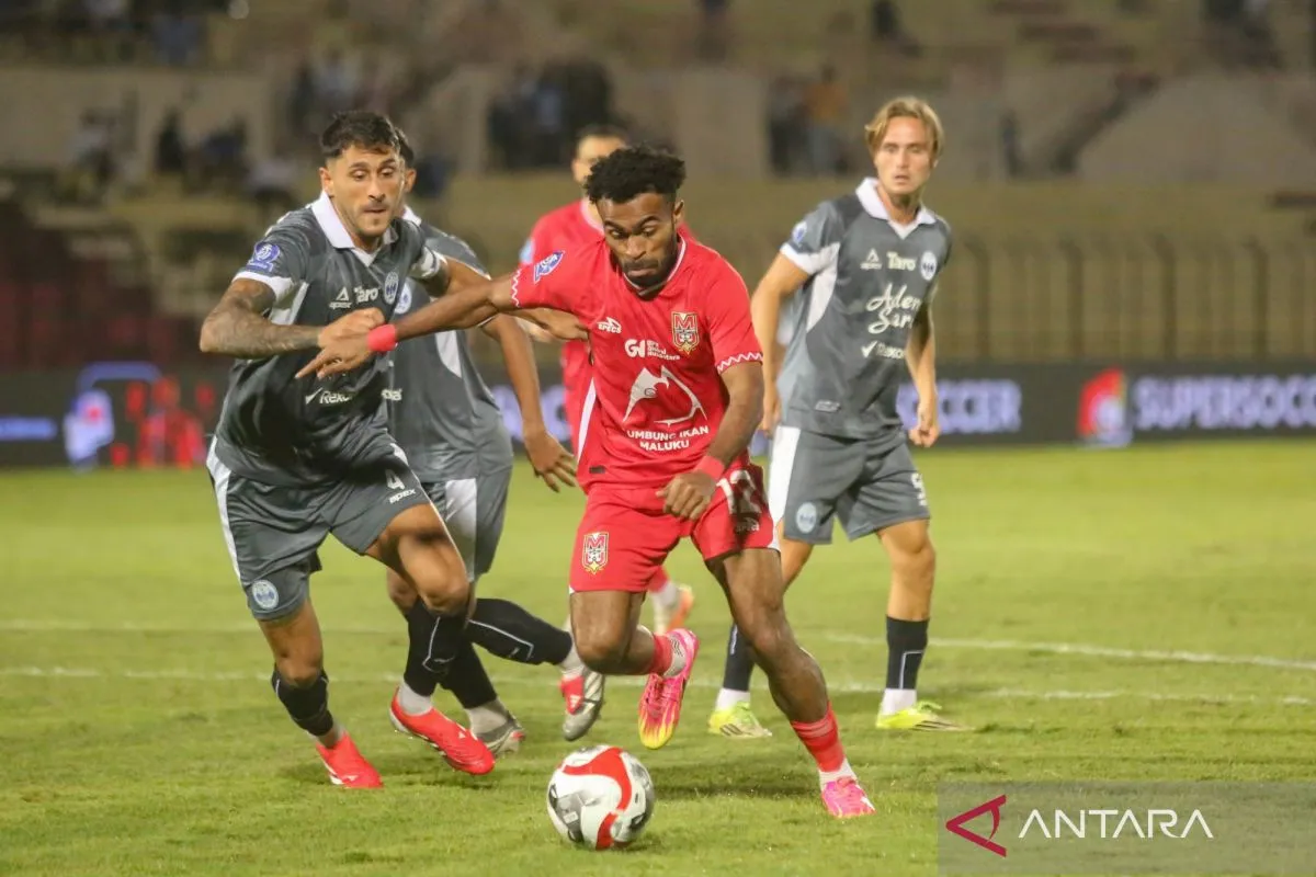 Gol Ze Valente dan Irfan Bawa PSIM Yogyakarta Bukam Malut United