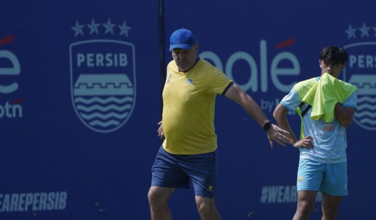 Meski Diterjang Badai Absensi, Persib Bandung Siap Tempur Lawan PSM Makassar