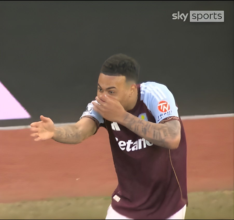 Selebrasi Kicau Mania Morgan Rogers Warnai Kelolosan Aston Villa ke Liga Champions
