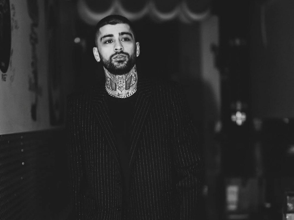 Zayn Malik Buka Suara Usai Dituding Maki Fans di Manchester, Sebut Mereka Penguntit