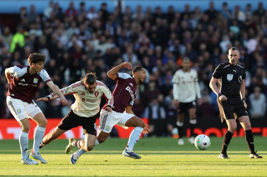 Aston Villa Hajar Liverpool 4-2, Rebut Posisi Empat Besar Klasemen
