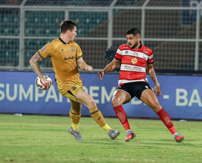 Bhayangkara Presisi Lampung FC Bikin Epic Comeback Hancurkan Madura United 3-1