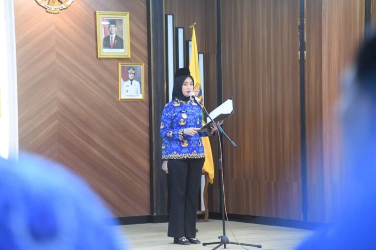 Adaptif Hadapi Perkembangan Teknologi Global