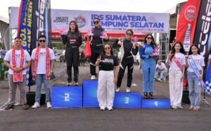 WDC Pro-Am Dobrak Dominasi Lelaki, Utusan Khusus Presiden Zita Anjani Apresiasi Srikandi Drift di IDS Sumatra 2026
