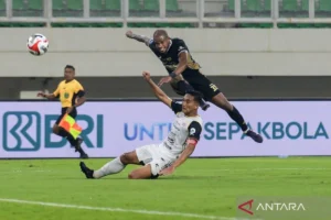 Peluang Juara Musnah! Kapten Persija Rizky Ridho Minta Maaf kepada The Jakmania