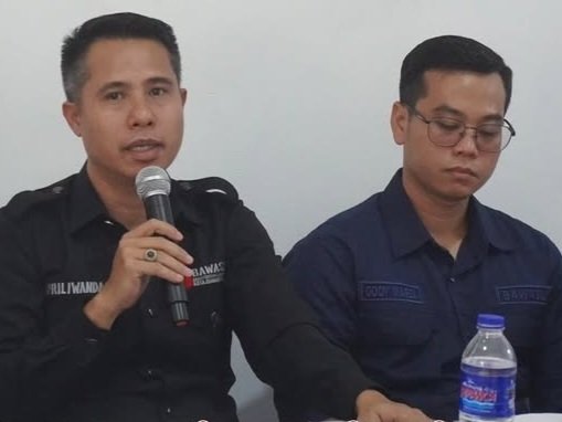 Awasi Pemutakhiran Data Partai Politik