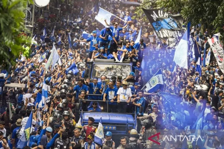 Manajemen Persib Siapkan Rute Konvoi Juara dari Gedung Sate hingga Pendopo