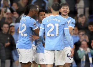 Manchester City Hajar Crystal Palace 3-0, Perburuan Gelar Premier League Memanas hingga Akhir