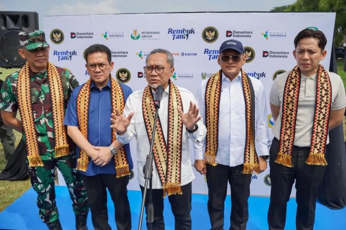 Revolusi Pupuk Bersubsidi, Distribusi Tepat Waktu dan Penebusan Lebih Mudah